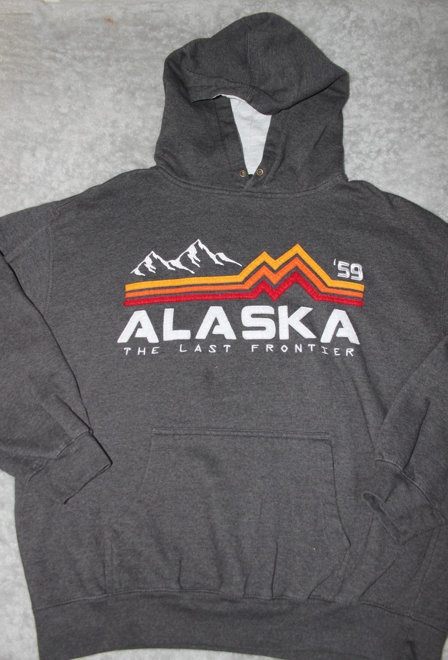 Prairie Mountain Hoodie Mens XL Gray Pullover Hooded Lined Graphic Print Pockets